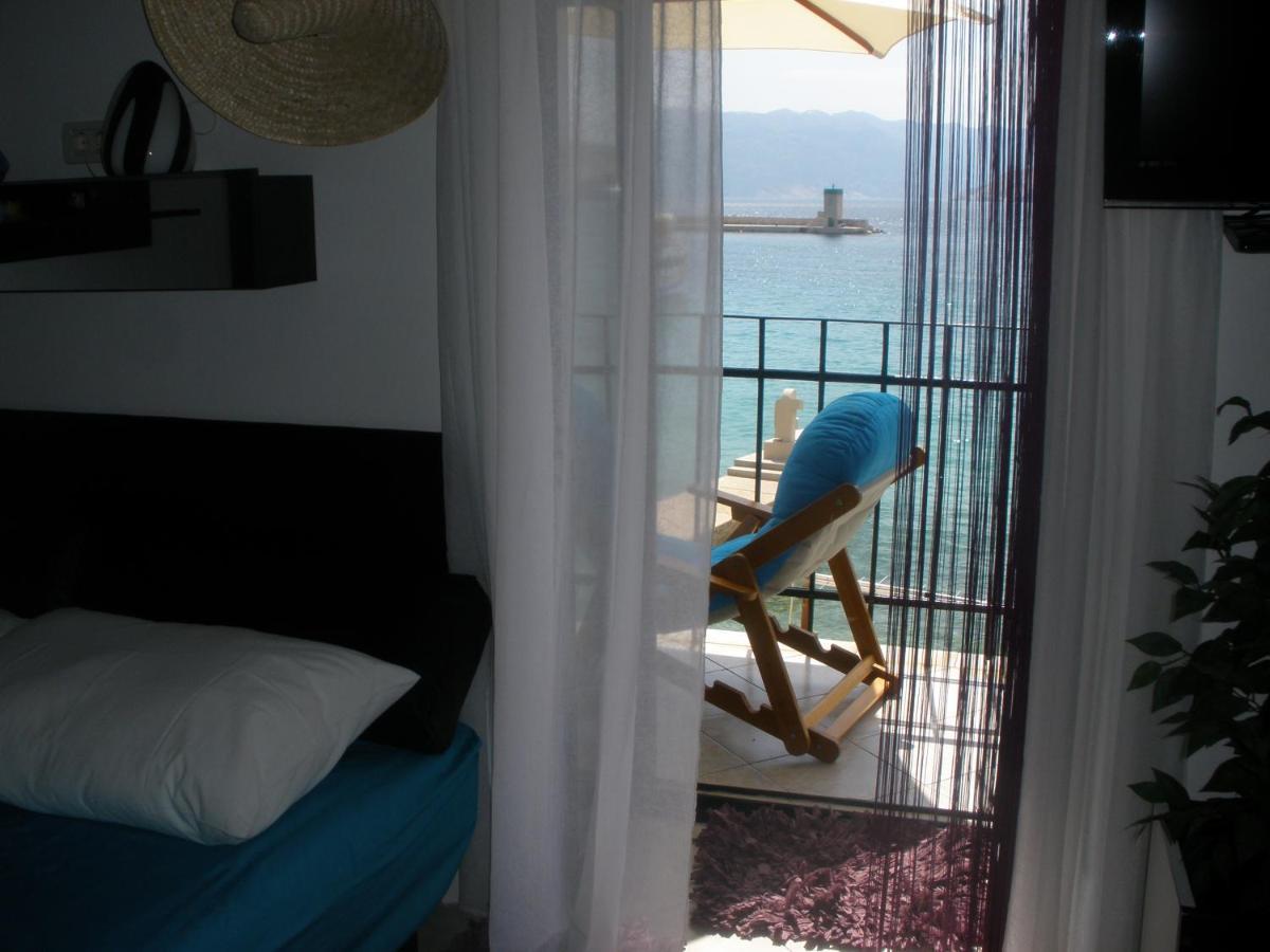 Baska Apartment-Studio Fiorino Extérieur photo